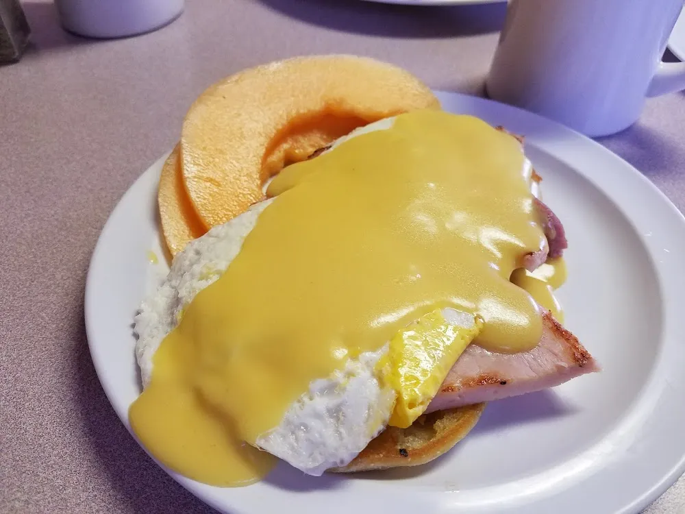 Eggs Benedict